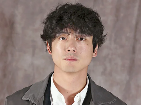 坂口健太郎
