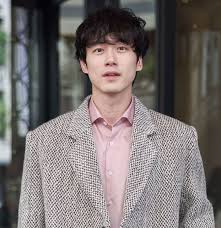 坂口健太郎